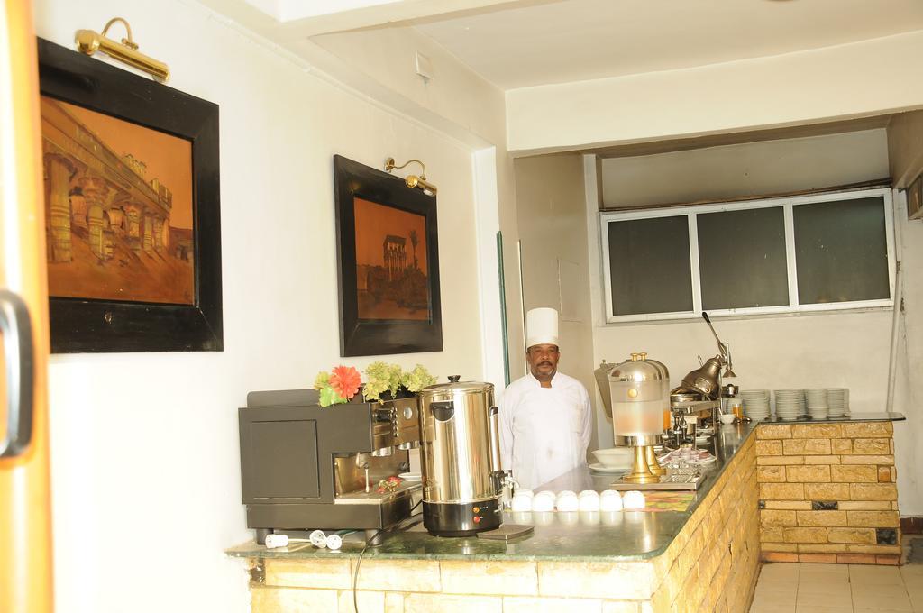 Nile Hotel Aswan Luaran gambar