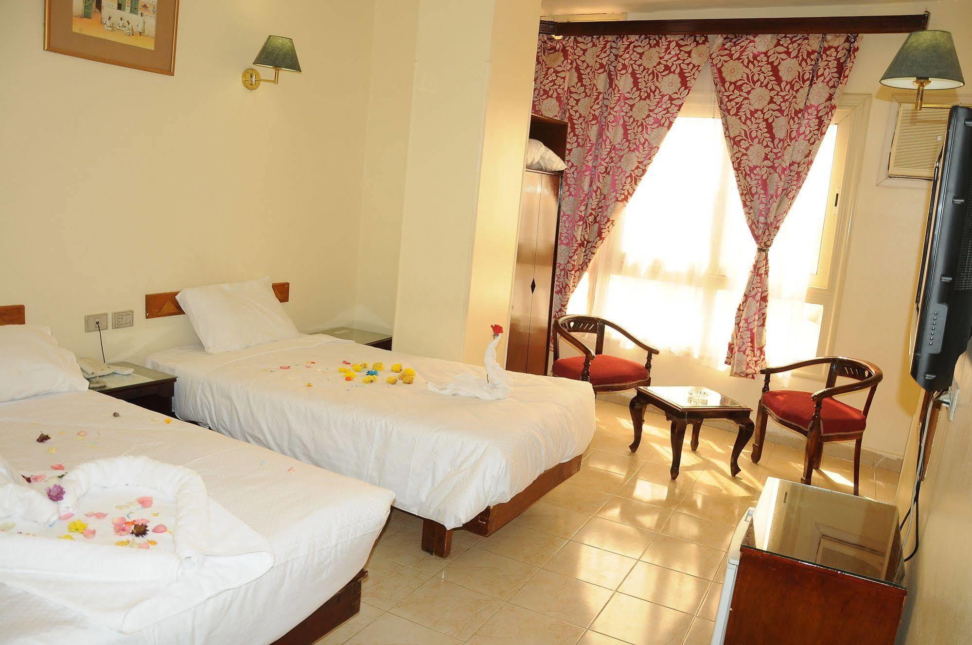 Nile Hotel Aswan Luaran gambar