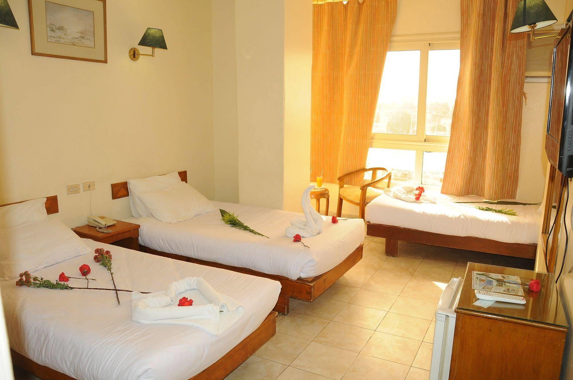 Nile Hotel Aswan Luaran gambar